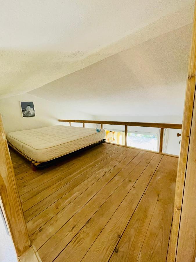 Bel Appartement Avec Mezzanine, Vue Mer Et Piscine Коголен Екстериор снимка