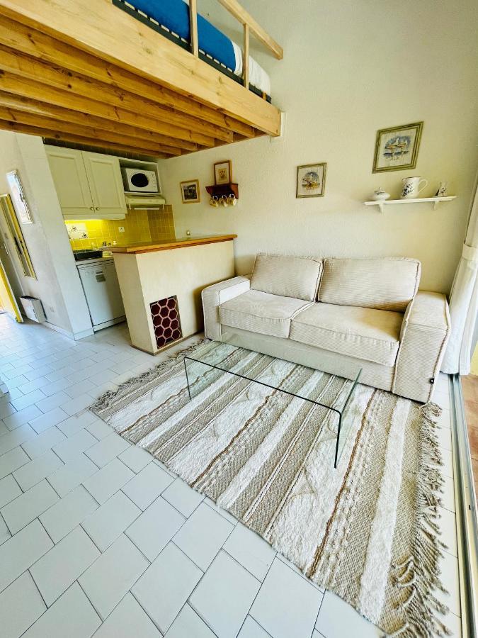 Bel Appartement Avec Mezzanine, Vue Mer Et Piscine Коголен Екстериор снимка